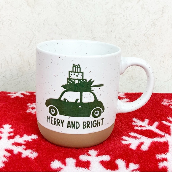 Merry And Bright Speckled Christmas Coffee Mug 17 Oz Car Tree Terra Cotta Bottom - Picture 1 of 6